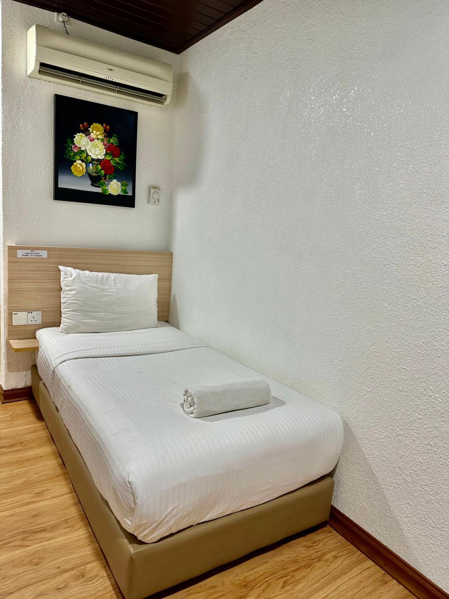 Kangar Hotel Sdn Bhd Экстерьер фото